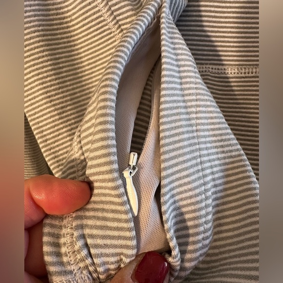 ATHLETA Retro Lightweight Gray Striped Hoodie Kangaroo Pocket Polka Dot MED NICE - Picture 12 of 14